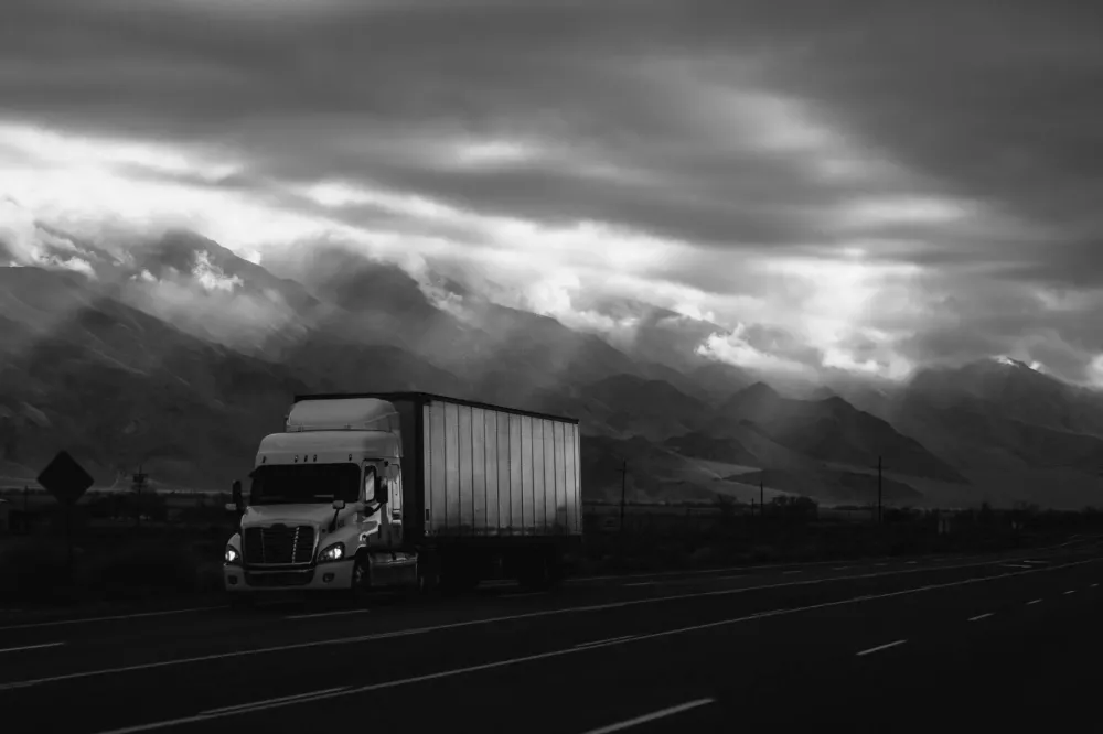 photo-1473445730015-841f29a9490b-1920w